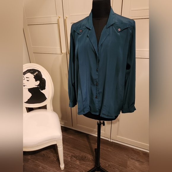 Vintage Green Blouse by Diana Charles - Picture 5 of 5